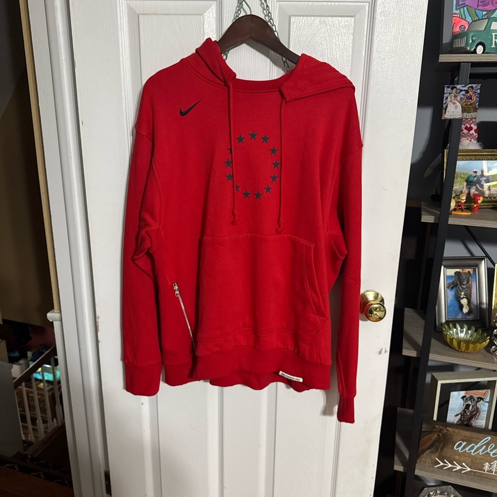 Men’s Nike 76ers Hoodie